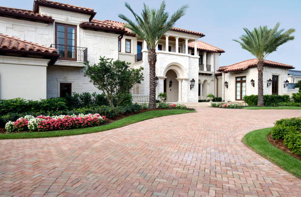 Best Decorative Driveway Pavers  in Valley Center, KS